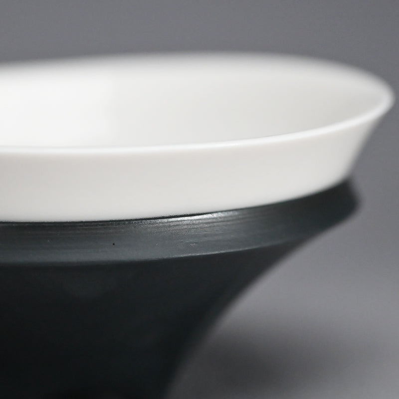 Exquisite Porcelain Bowl ー加藤 好康 "遊高台 鉢"