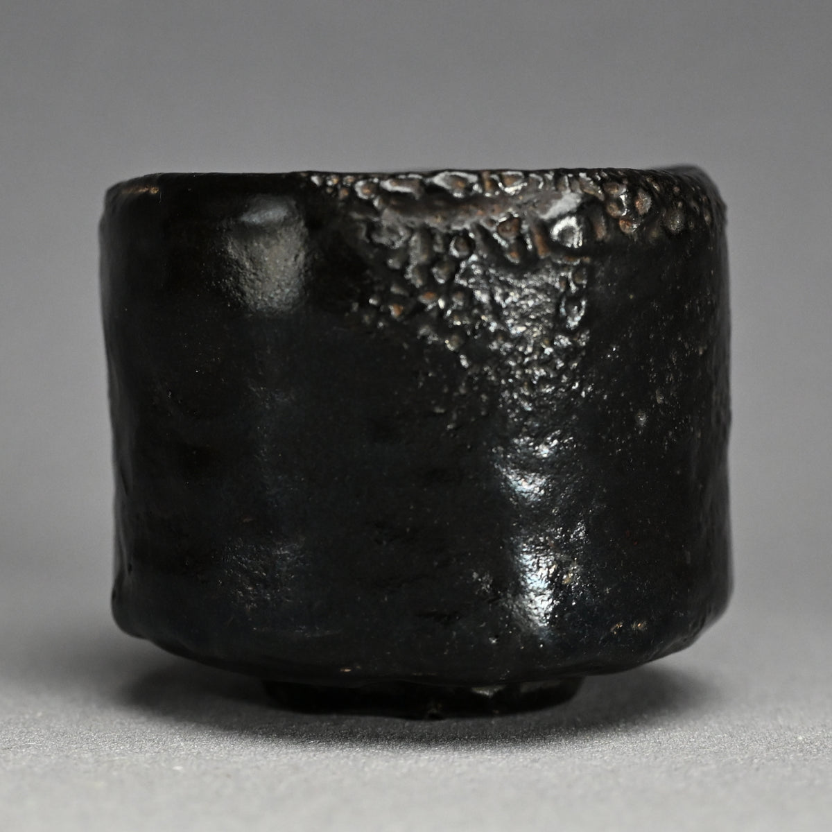 Spectacular Edo p. Oribe Guro Chawan Tea Bowl