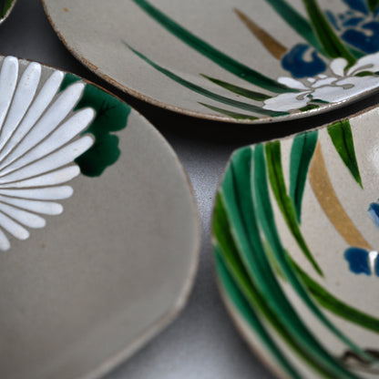 Unique Boxed Set 12 Meiji period Mukozuke Plates ー永楽 善五郎 "掛繪 十二ヶ月 向付"