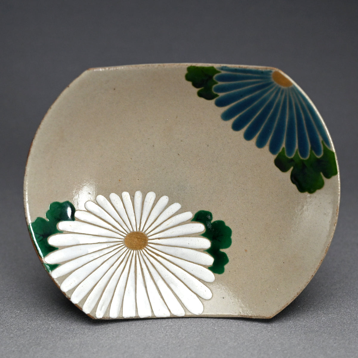 Unique Boxed Set 12 Meiji period Mukozuke Plates ー永楽 善五郎 "掛繪 十二ヶ月 向付"