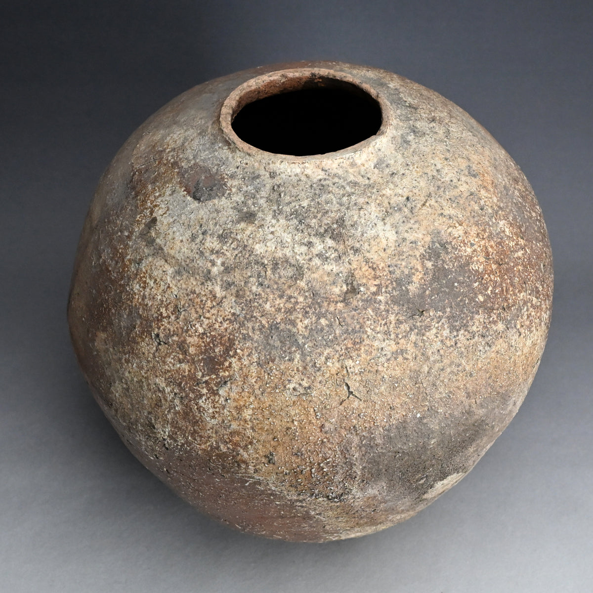 Muromachi period Shigaraki Tsubo