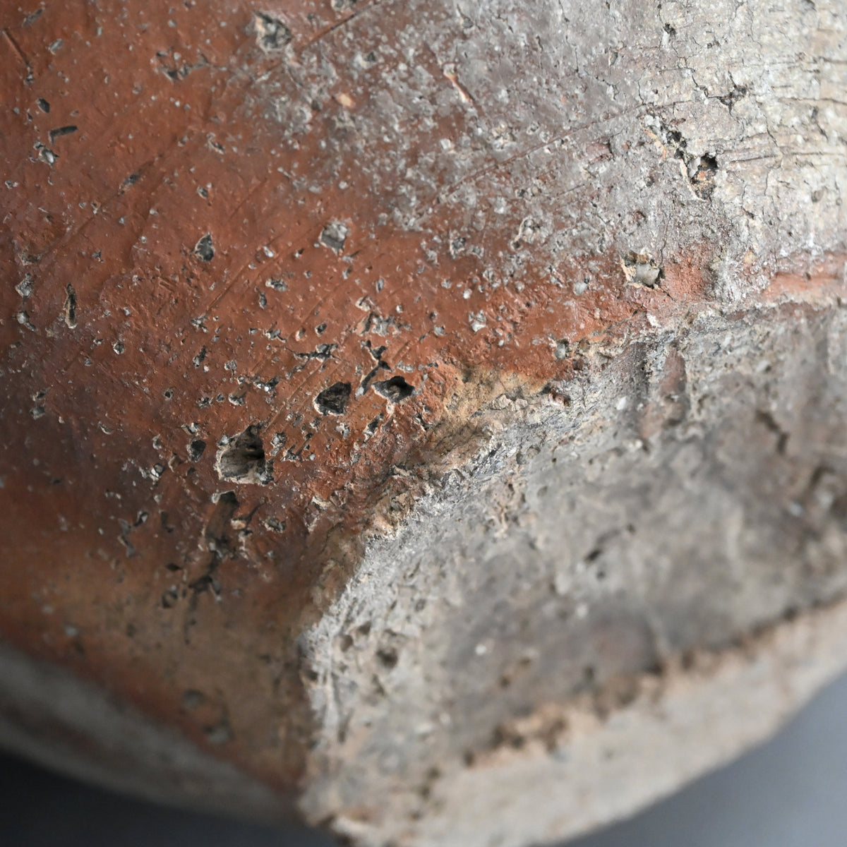 Muromachi period Shigaraki Tsubo