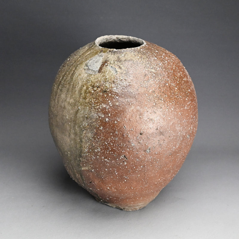 Muromachi to Momoyama period Shigaraki Tsubo
