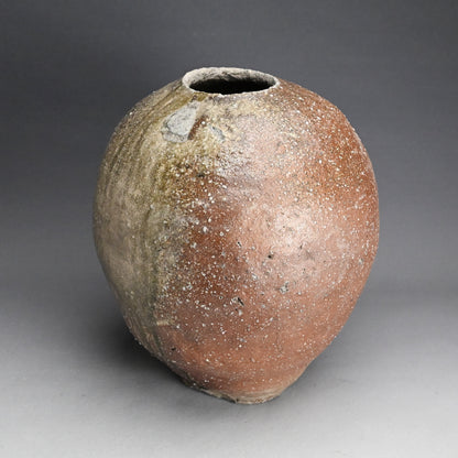Muromachi to Momoyama period Shigaraki Tsubo