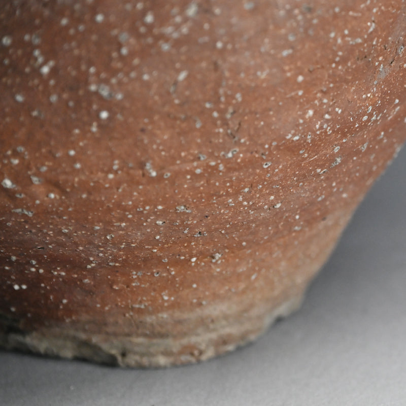 Muromachi to Momoyama period Shigaraki Tsubo