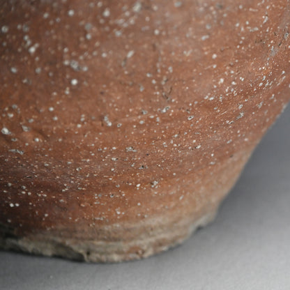 Muromachi to Momoyama period Shigaraki Tsubo