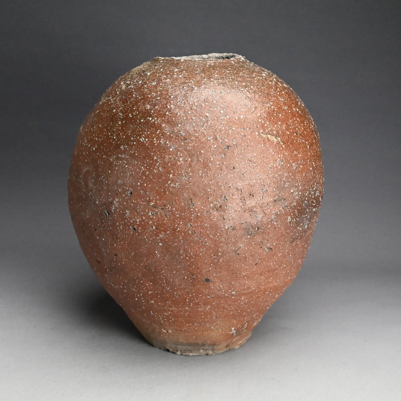 Muromachi to Momoyama period Shigaraki Tsubo
