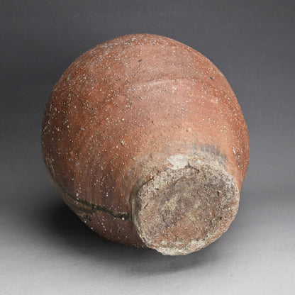 Muromachi to Momoyama period Shigaraki Tsubo