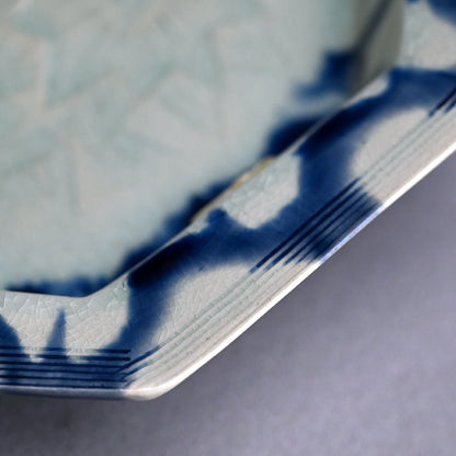 Octagonal Porcelain Dish by LNT ー加藤 卓男 “藍彩貼花文八角鉢”