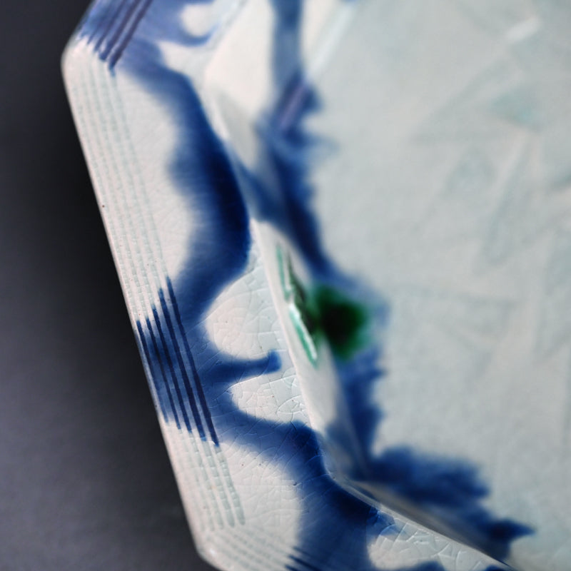 Octagonal Porcelain Dish by LNT ー加藤 卓男 “藍彩貼花文八角鉢”