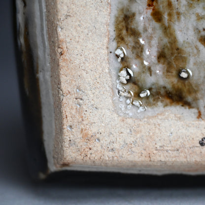 Ceramic Box by Legendary Potter ー河井 寛次郎 “草繪筥”