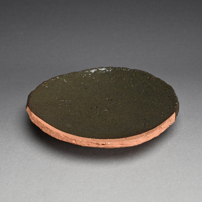 Metal-glazed Earthen Plate ー八木 一夫 “鉄釉 皿”