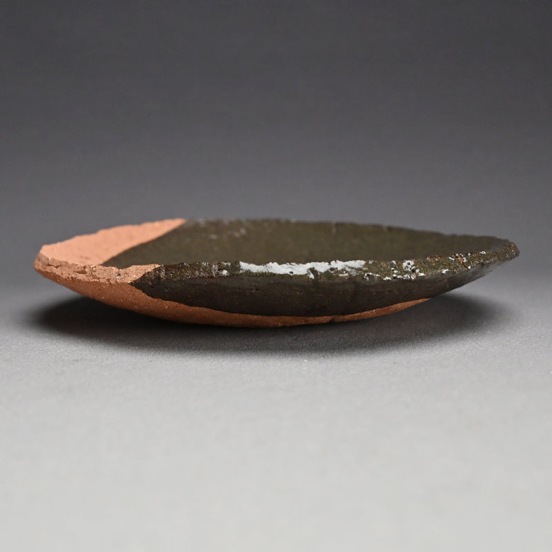 Metal-glazed Earthen Plate ー八木 一夫 “鉄釉 皿”