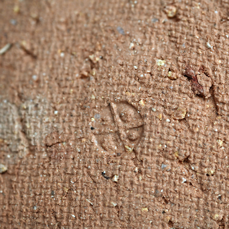 Metal-glazed Earthen Plate ー八木 一夫 “鉄釉 皿”