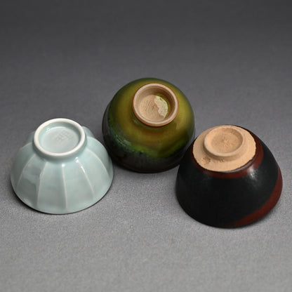 Guinomi Set: Morino, Yanagihara, and Miyanaga ー“参盃”, 森野 泰明 “黒銹” / 柳原 睦夫 “彩釉” / 宮永 理吉 “影青”