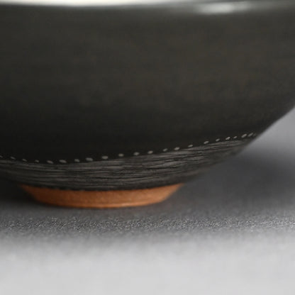 Silver Glazed Chawan Tea Bowl ー森野 泰明 “白銀彩 茶碗”
