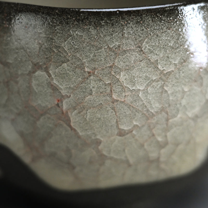 Breathtaking Chawan Tea Bowl ー若尾 経 “米色青瓷茶盌”