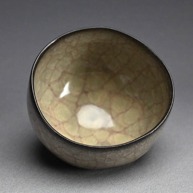 Breathtaking Chawan Tea Bowl ー若尾 経 “米色青瓷茶盌”