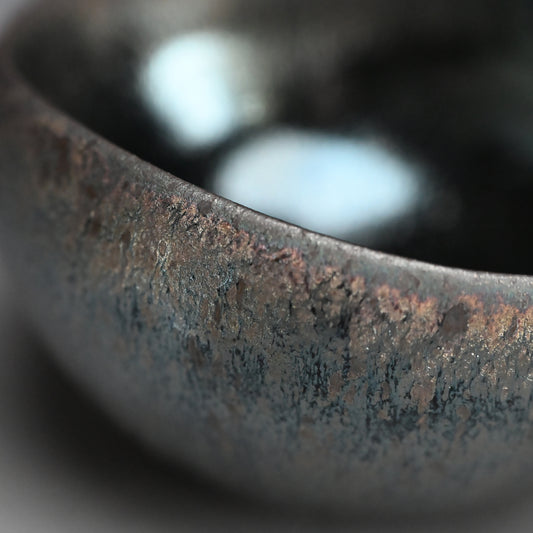 Spectacular Tenmoku Tea Bowl ー林 恭助 “燿変滴彩椀”