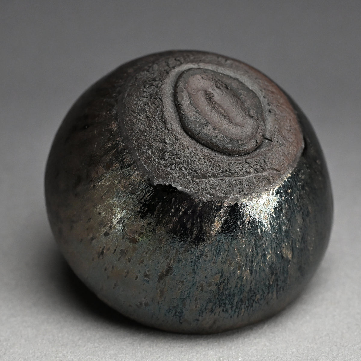 Spectacular Tenmoku Tea Bowl ー林 恭助 “燿変滴彩椀”