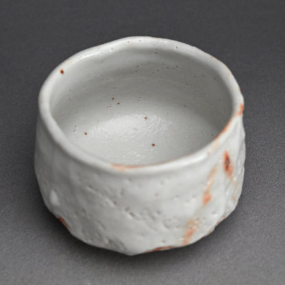 Snow White Shino Chawan Tea Bowl ー堀 一郎 “志野 茶盌”