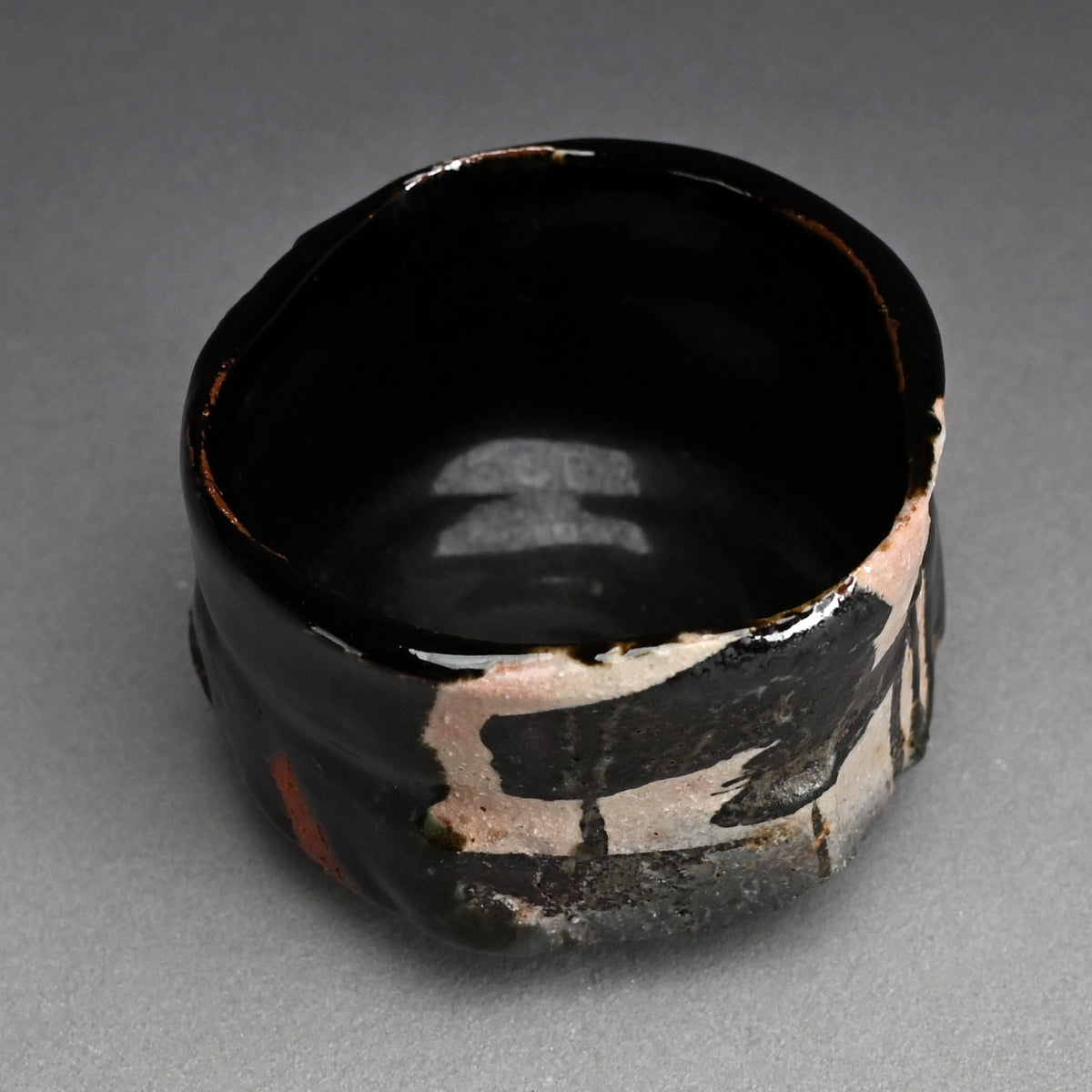 Fantastic Black Chawan Tea Bowl ー高内 秀剛 “鉄絵黒茶碗”