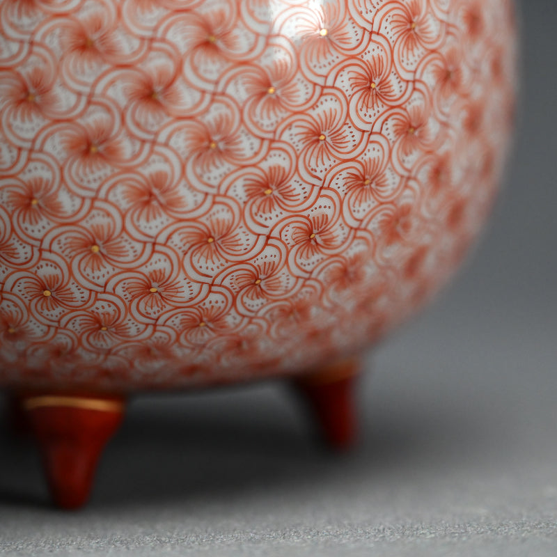 Exquisite Porcelain Incense Burner ー米久 和彦 “赤繪風車文 香盧”
