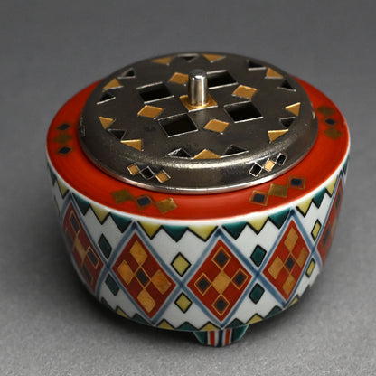 Rare Koro Censer w/ LNT Tomimoto Kenkichi ー北出 不二雄 “赤繪 金銀彩菱文様 香炉”, 倣 富本 憲吉