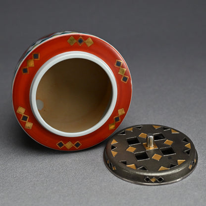 Rare Koro Censer w/ LNT Tomimoto Kenkichi ー北出 不二雄 “赤繪 金銀彩菱文様 香炉”, 倣 富本 憲吉