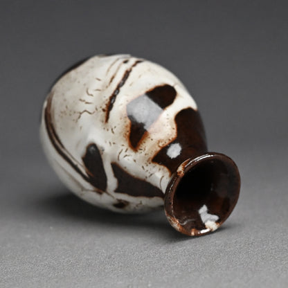 LNT Tokkuri Sake Flask ー清水 卯一 “蓬莱徳利”
