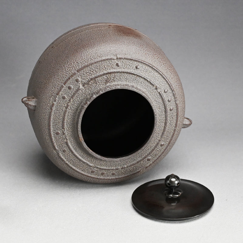 LNT Kama, Japanese Tea Ceremony Kettle ー高橋 敬典 “萬代屋釜”