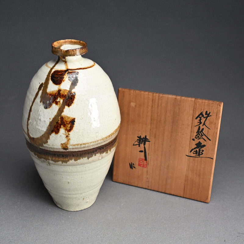 Exquisite Bottle Vase by LNT ー田村 耕一 “鉄絵壺”