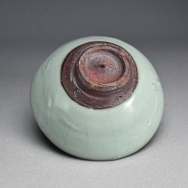 LNT Flaring Celadon Chawan Tea Bowl ー清水 卯一 “茶盌”