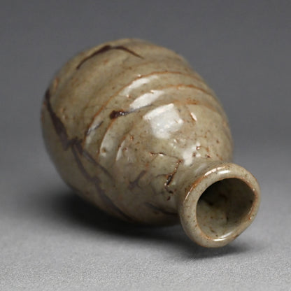 LNT Tokkuri Sake Flask ー清水 卯一 “鉄絵徳利”