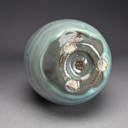 LNT Seiji Celadon Vase ー清水 卯一 “青瓷花瓶”