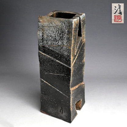 Huge Bizen Sculptural Vase by LNT ー伊勢崎 淳 “備前 黒四方削壺”