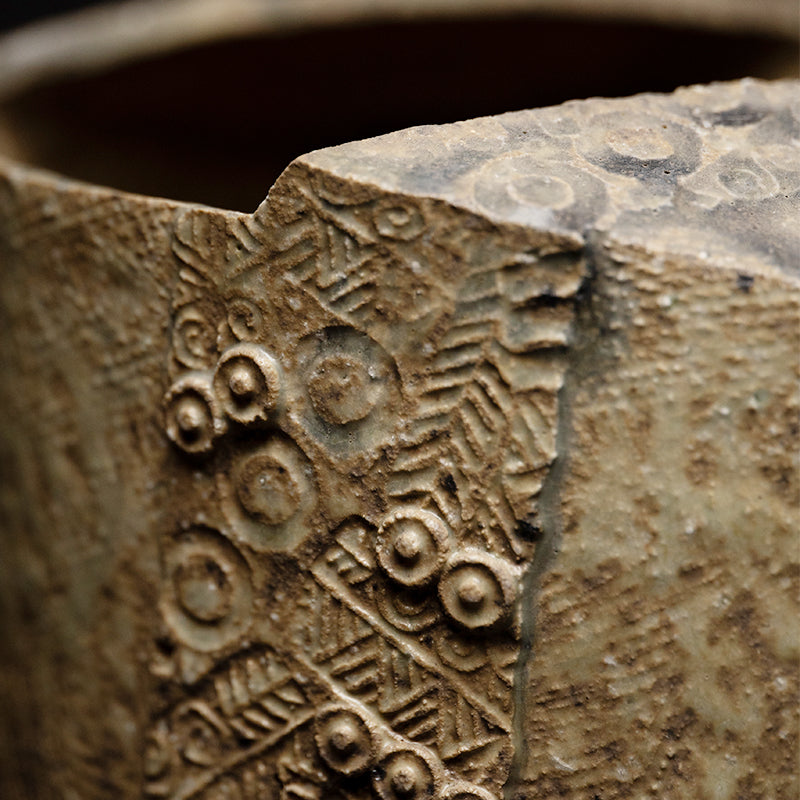 Wakokuto Vase, 2006 ー加古 勝己 “倭刻陶”