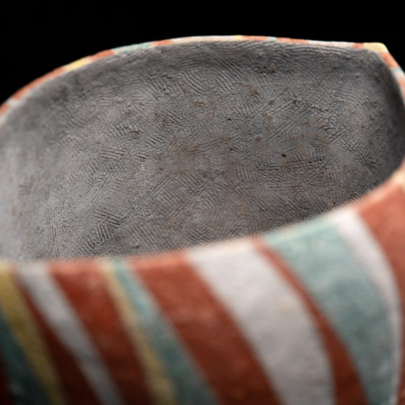 Unusually Colorful Vase ー加古 勝己 “彩陶”