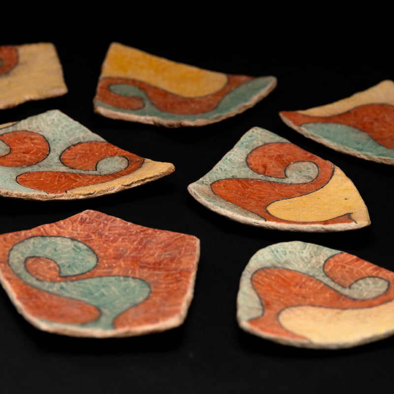 8 pc. Small Colorful Plate Set ー加古 勝己 “灰赫陶彩色変形皿”