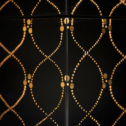 Brocade Pattern Lacquer Boxー服部 峻昇 “耀貝飾箱 彩華”