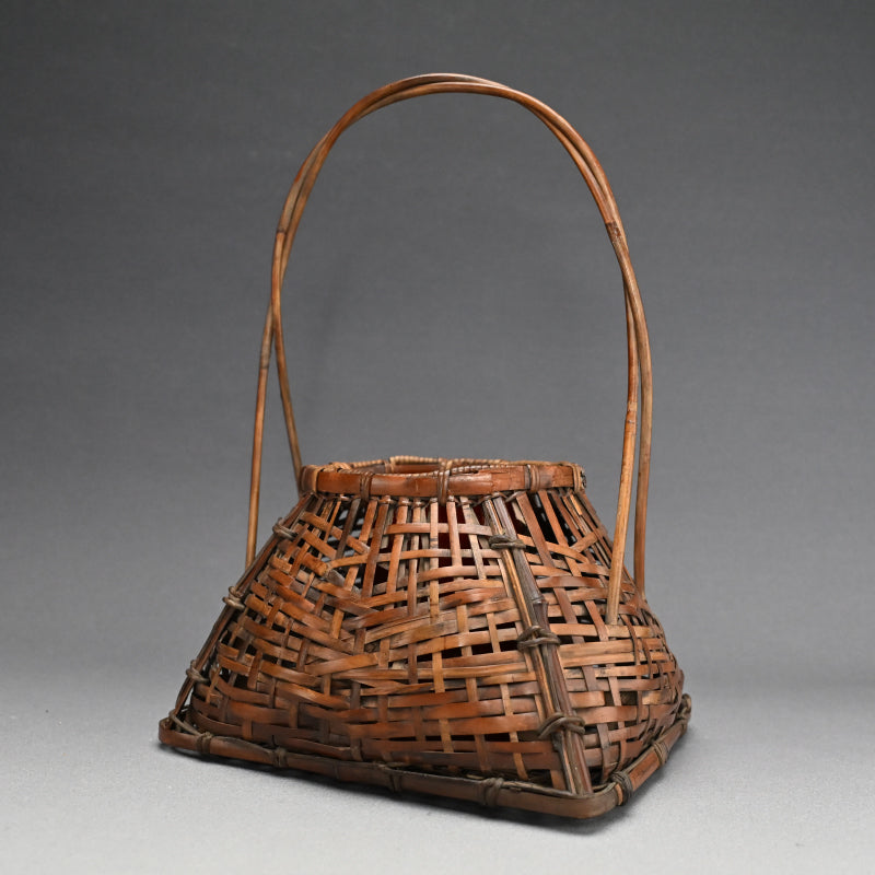 Antique Japanese Bamboo Basket ー池田 瓢阿 "籃"