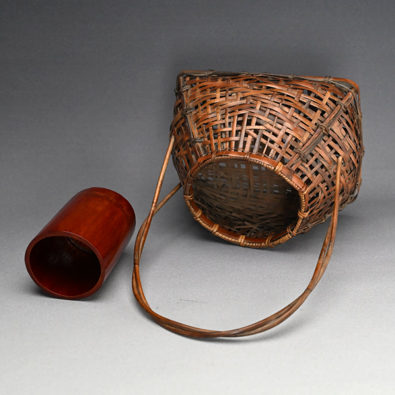 Antique Japanese Bamboo Basket ー池田 瓢阿 "籃"