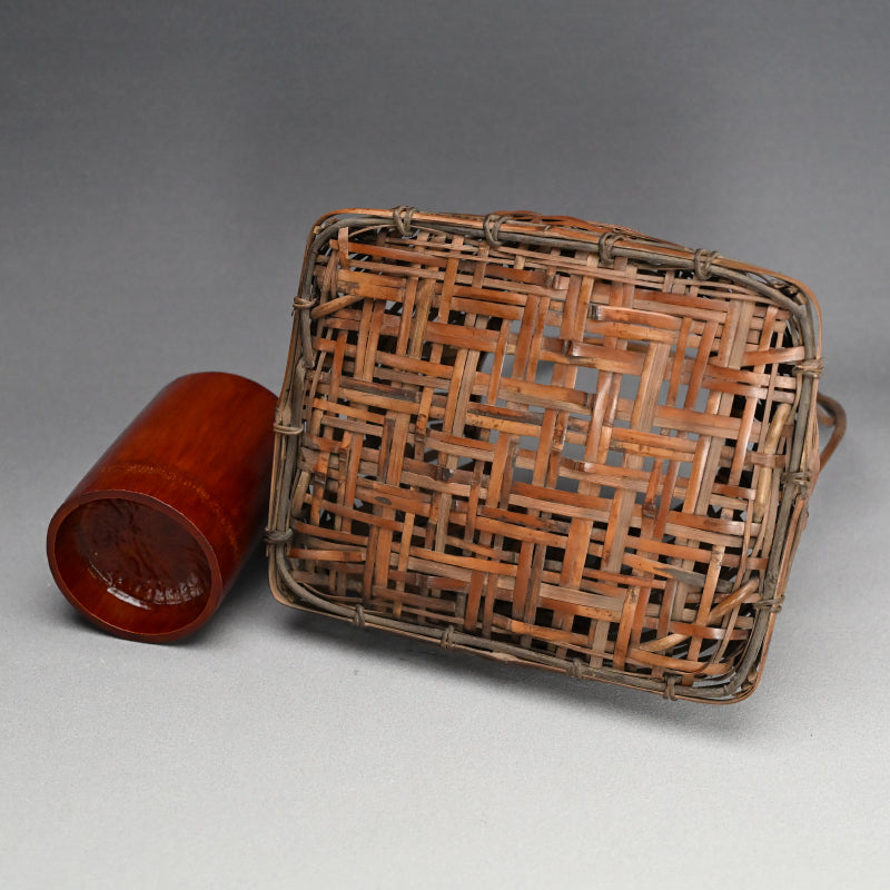 Antique Japanese Bamboo Basket ー池田 瓢阿 "籃"