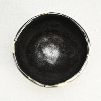 Hikidashi Guro Chawan Tea Bowl ー利茶土 ミルグリム “引出黒茶碗”