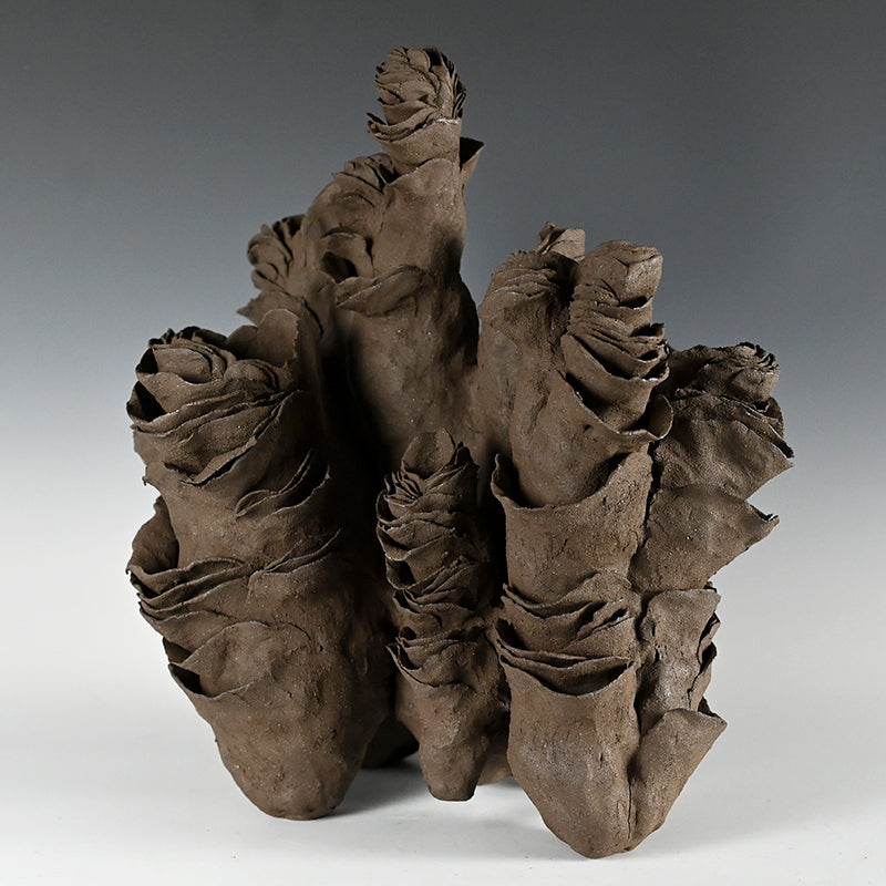 Mujina Black Ceramic Sculpture ー山口 美音 “貉”