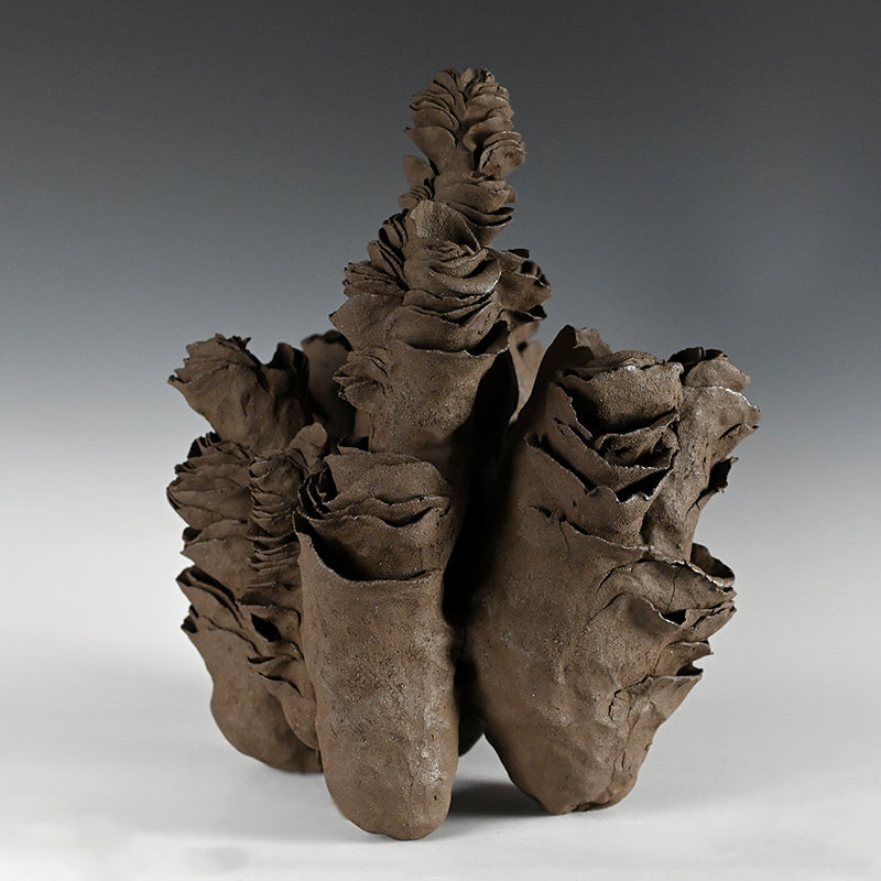 Mujina Black Ceramic Sculpture ー山口 美音 “貉”