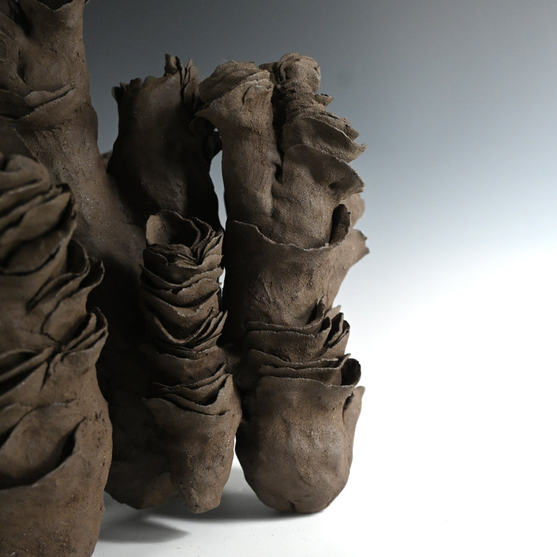 Mujina Black Ceramic Sculpture ー山口 美音 “貉”