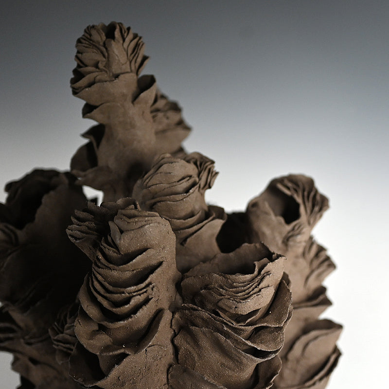 Mujina Black Ceramic Sculpture ー山口 美音 “貉”