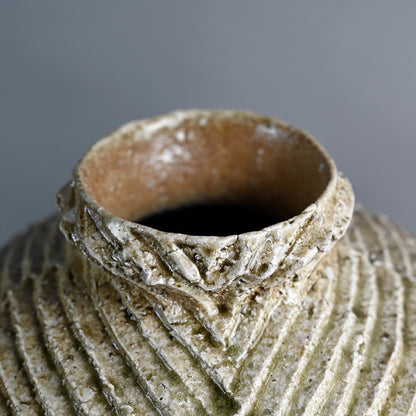 Shinogi Tsubo ー古谷 剛敏 “信楽 自然釉 鎬壷”