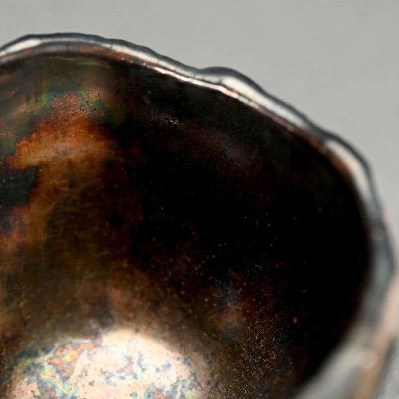 Sake cup Guinomi ー稲吉 オサム “白金彩刳貫 ぐい吞み”